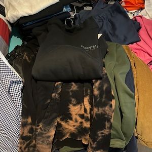 We are selling 186 “branded” articles all at once. Request excel for list.